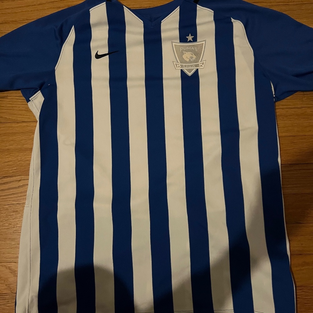 Vintage Nike Pumas USA jersey